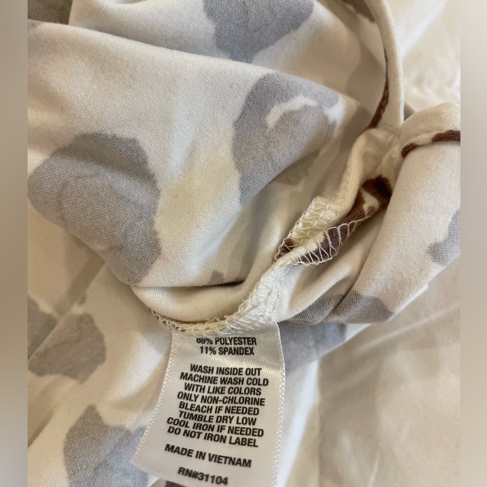 Wonderly Studio Top Size Medium - Picture 10 of 10